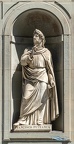 Statue de Francesco Petrarca dans la cours du Musée des Offices
